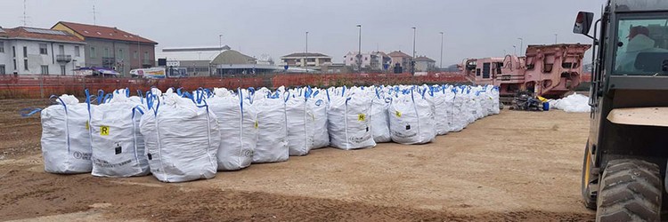  Trasporto Confezionamento Smaltimento Bonifica Rifiuti Roma - SM Ecologica Roma